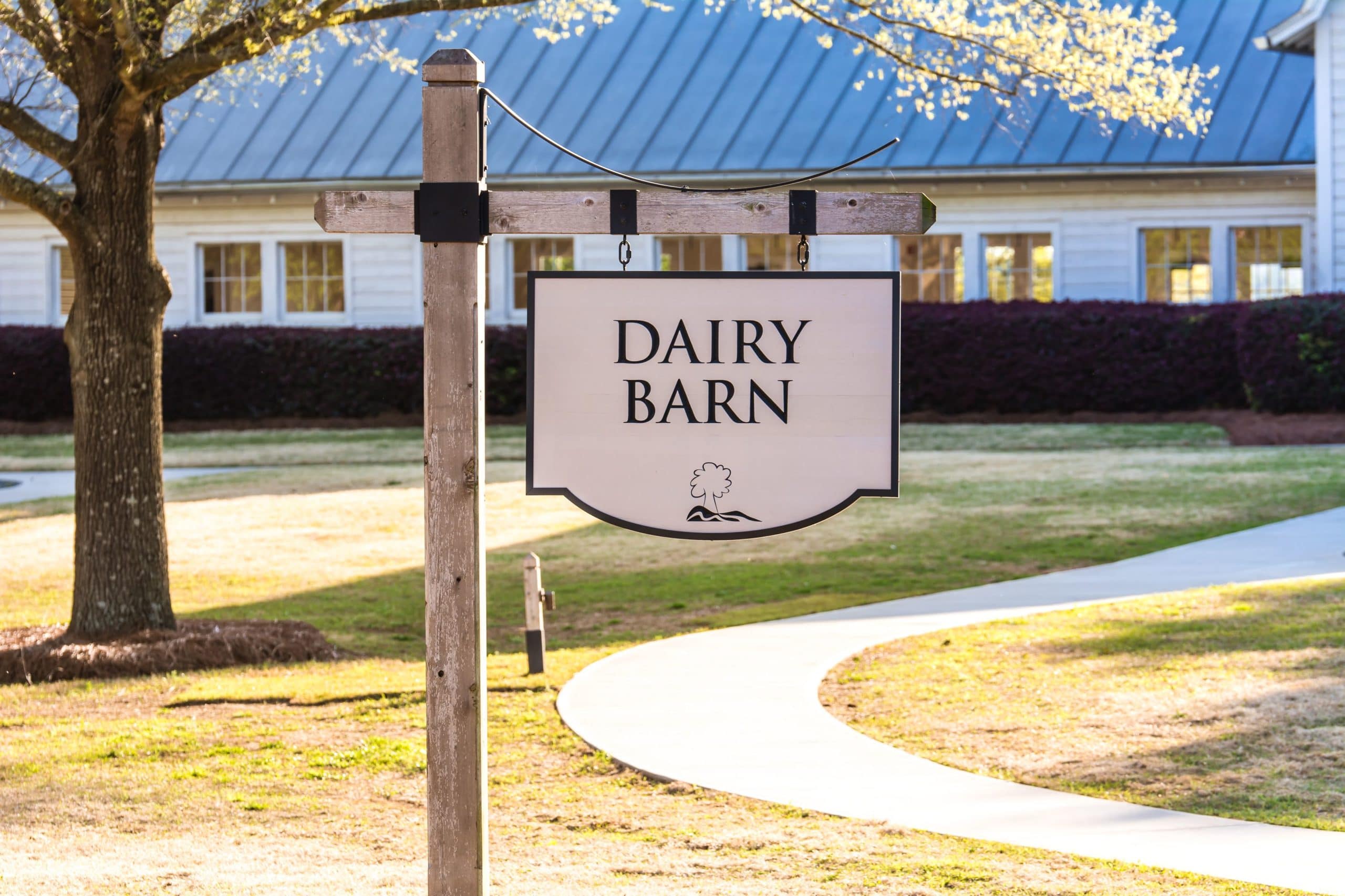 Photo of Dairy Barn sign at the Anne Springs Close Greenway