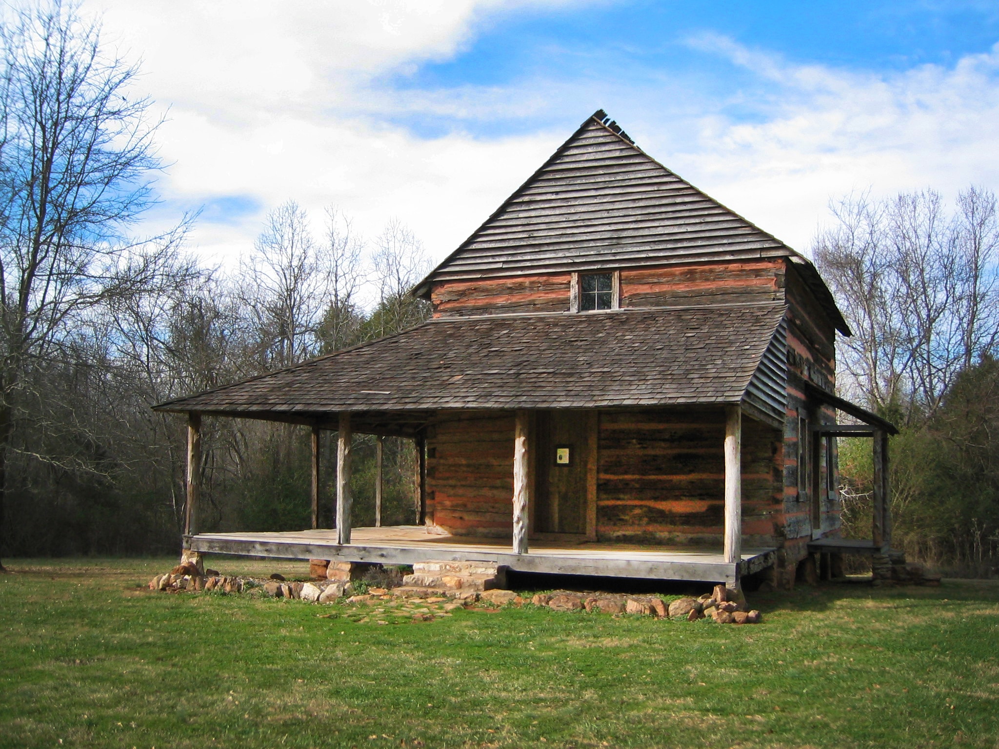 alt=Front facing photo of Graham Cabin at the Anne Springs Close Greenway