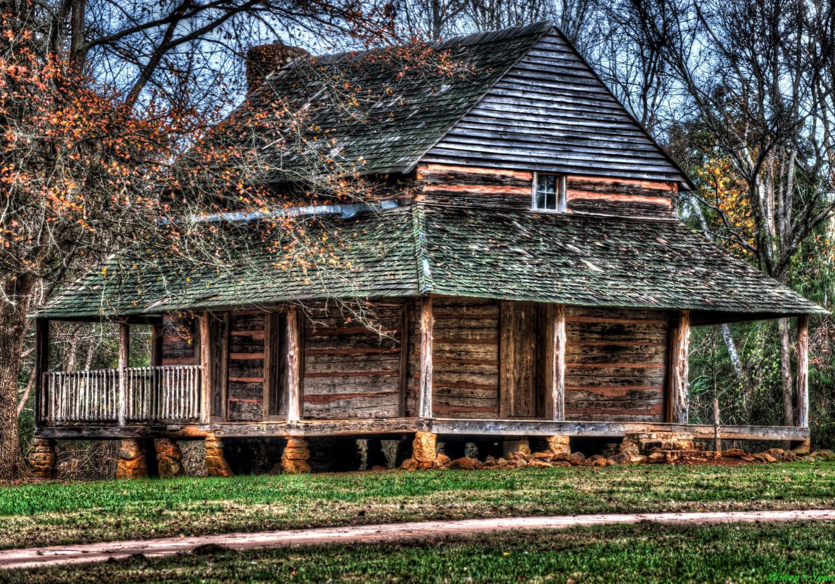 GrahamCabin Small